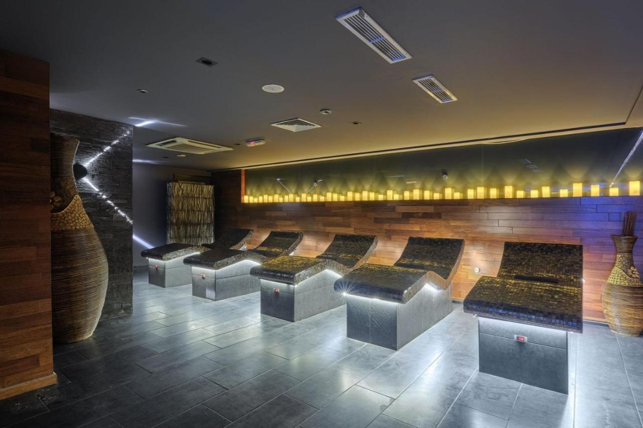 Hotel Emirates Sofia Ngoại thất bức ảnh